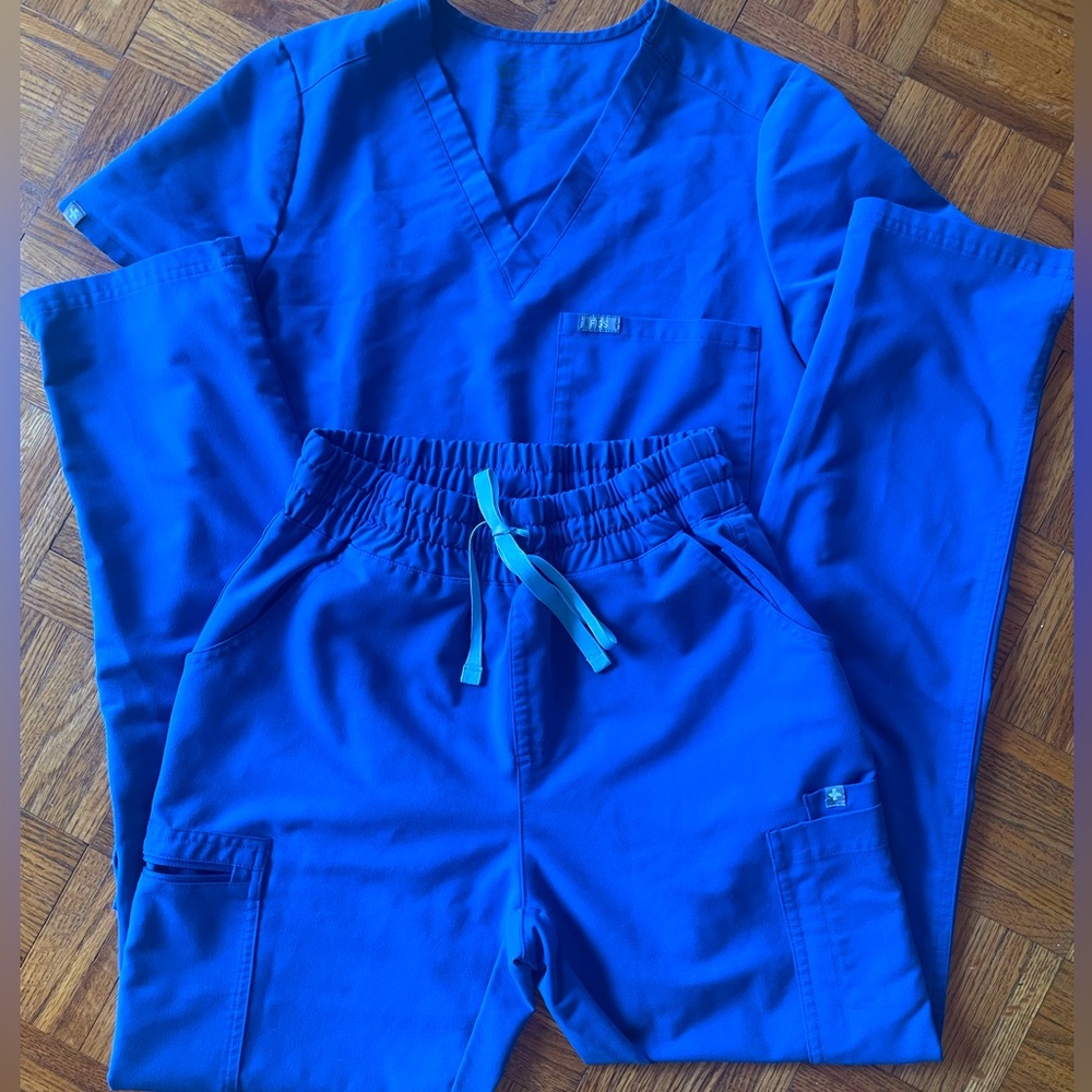 Royal Blue Figs Set— read description 😝